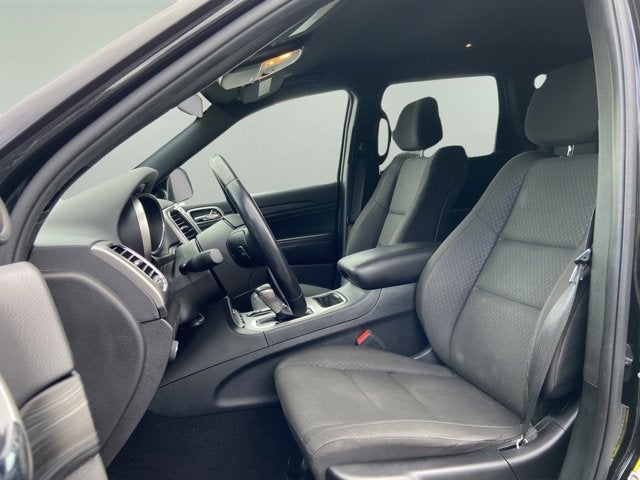 2020 Jeep Grand Cherokee Laredo E