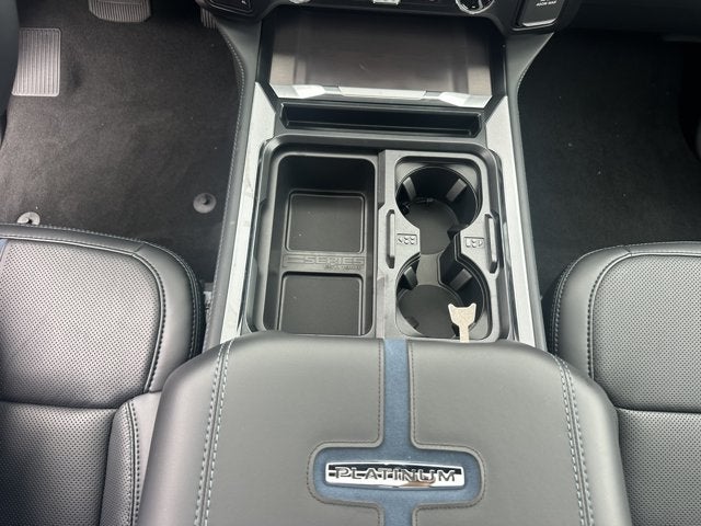 2026 Ford Super Duty F-350 SRW Platinum