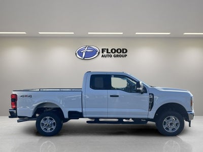2026 Ford Super Duty F-350 SRW XLT
