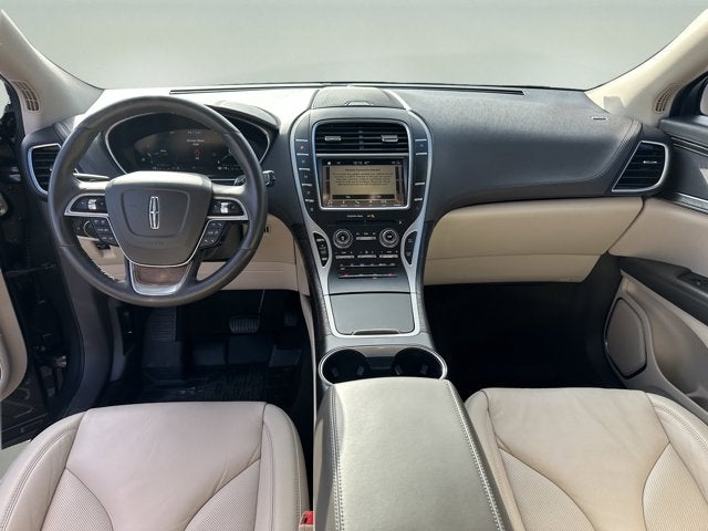 2019 Lincoln Nautilus Select