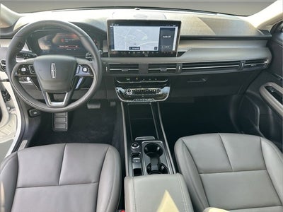 2025 Lincoln Corsair Premiere