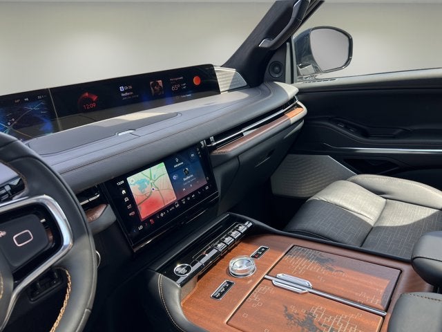 2025 Lincoln Navigator Black Label