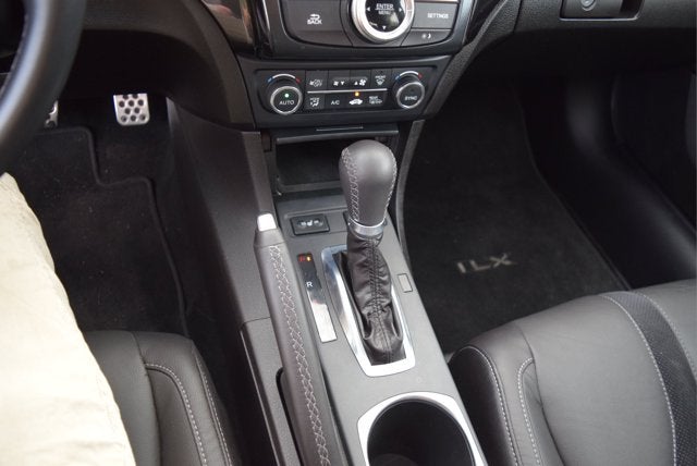 2022 Acura ILX w/Premium/A-SPEC Package