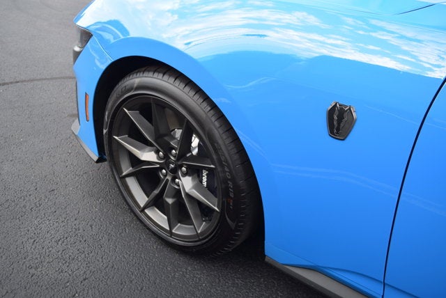 2025 Ford Mustang Dark Horse