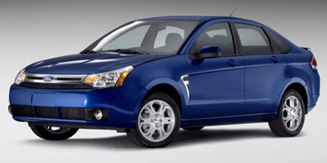 2011 Ford Focus SE's photo