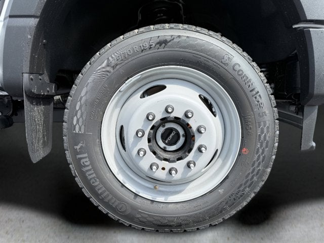 2026 Ford Super Duty F-550 DRW XL