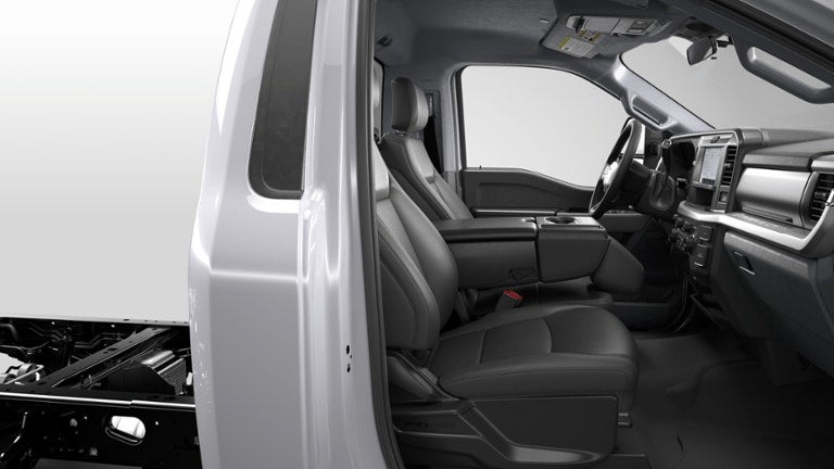 2026 Ford Super Duty F-600 DRW XLT