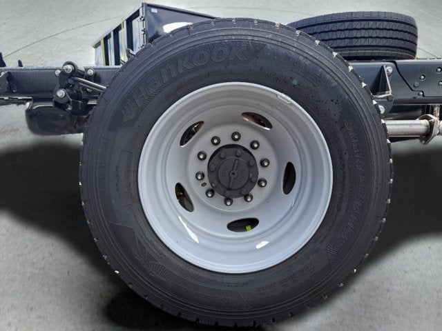 2026 Ford Super Duty F-600 DRW XL