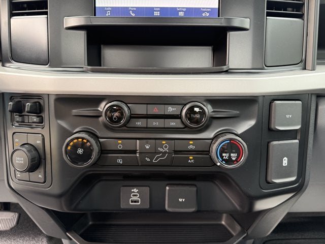 2027 Ford Super Duty F-350 SRW XL