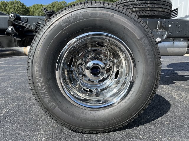 2027 Ford Super Duty F-350 DRW XL DRW