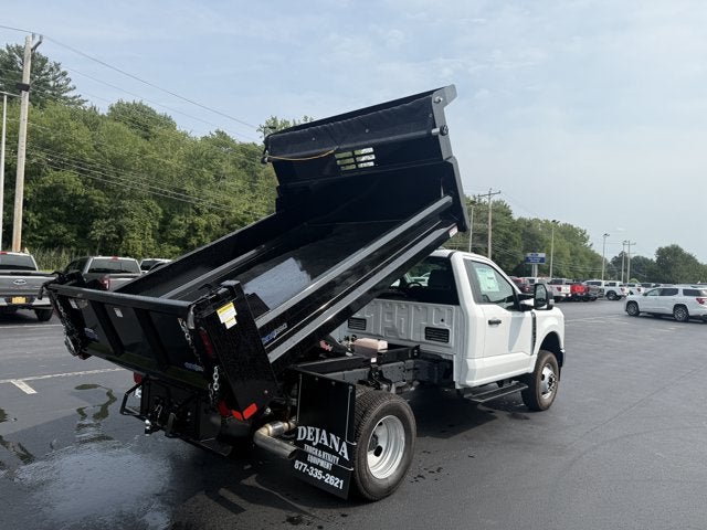 2026 Ford Super Duty F-350 DRW XL