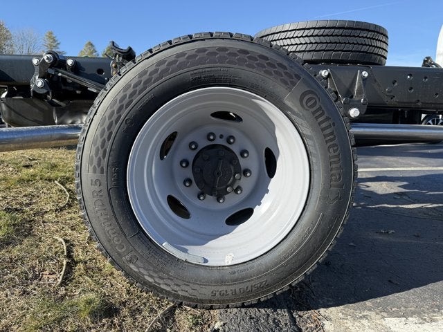 2026 Ford Super Duty F-550 DRW XL