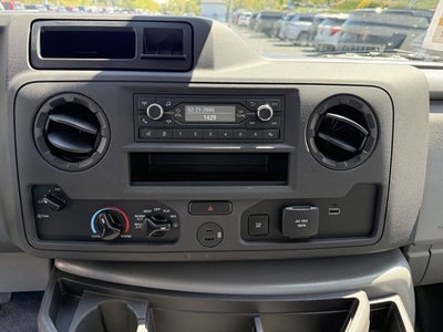 2027 Ford E-Series Cutaway E-450 DRW