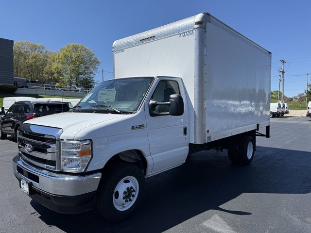 2027 Ford E-Series Cutaway E-450 DRW