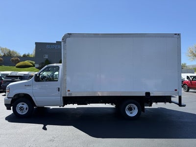2027 Ford E-Series Cutaway E-450 DRW