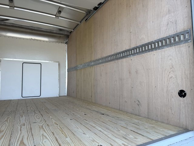 2027 Ford E-Series Cutaway E-450 DRW