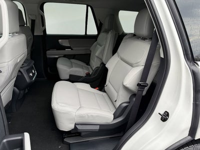 2026 Ford Expedition Active