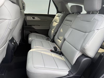 2026 Ford Explorer Active w/200A Pkg