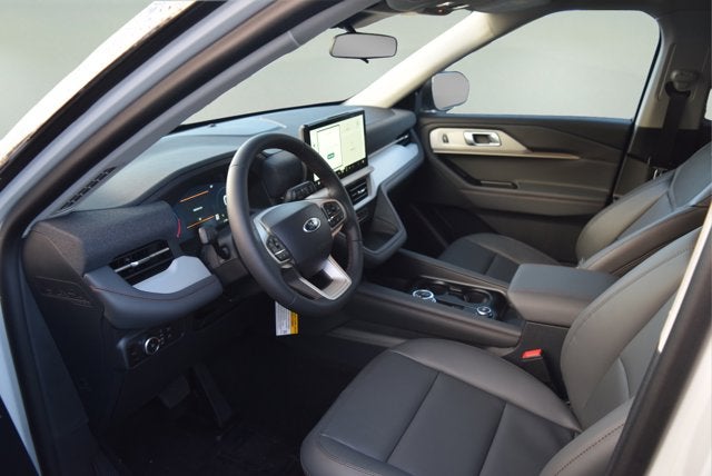 2026 Ford Explorer Active (200A)