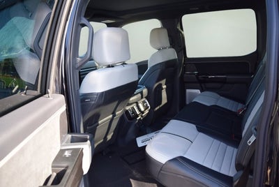 2025 Ford F-150 Lightning Platinum