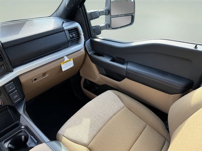 2027 Ford Super Duty F-250 SRW XLT