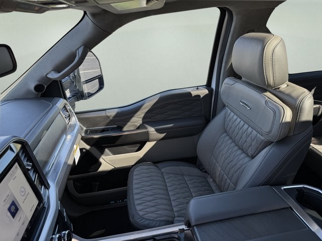 2027 Ford Super Duty F-250 SRW Platinum
