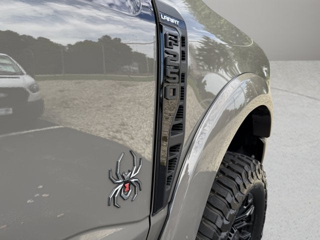 2026 Ford Super Duty F-250 SRW Black Widow