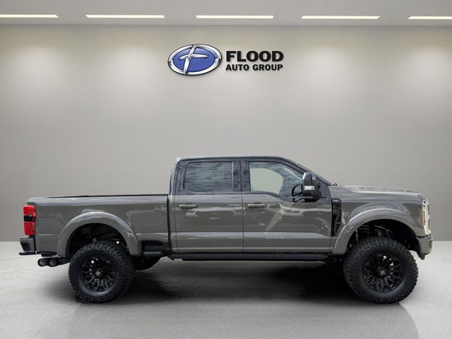 2026 Ford Super Duty F-250 SRW Black Widow