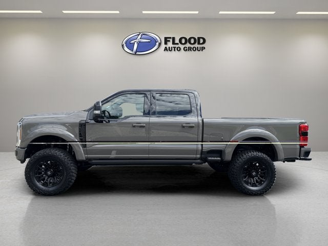 2026 Ford Super Duty F-250 SRW Black Widow