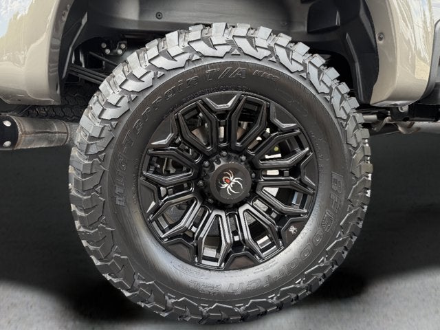 2026 Ford Super Duty F-250 SRW Black Widow