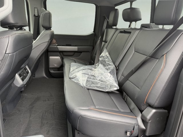 2027 Ford Super Duty F-250 SRW Lariat