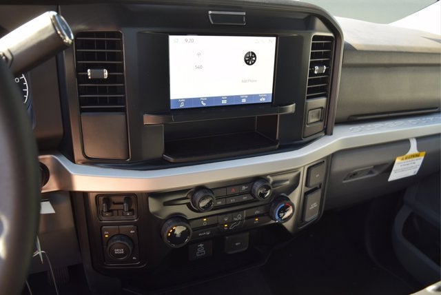 2026 Ford Super Duty F-350 SRW XLT