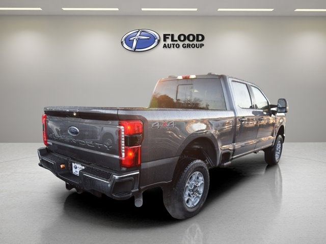 2026 Ford Super Duty F-350 SRW XLT
