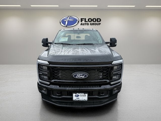 2027 Ford Super Duty F-350 SRW Lariat