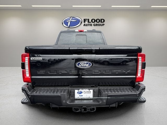 2027 Ford Super Duty F-350 SRW Lariat