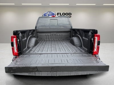 2027 Ford Super Duty F-350 SRW Lariat