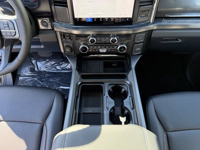 2027 Ford Super Duty F-350 SRW Lariat