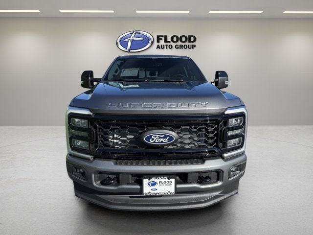2027 Ford Super Duty F-350 SRW Lariat