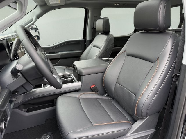 2027 Ford Super Duty F-350 SRW Lariat