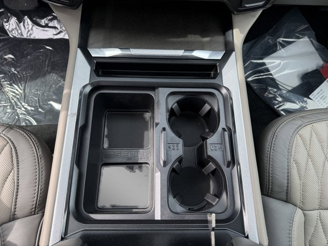 2026 Ford Super Duty F-350 SRW Platinum