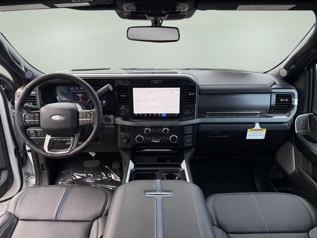 2027 Ford Super Duty F-350 SRW Platinum