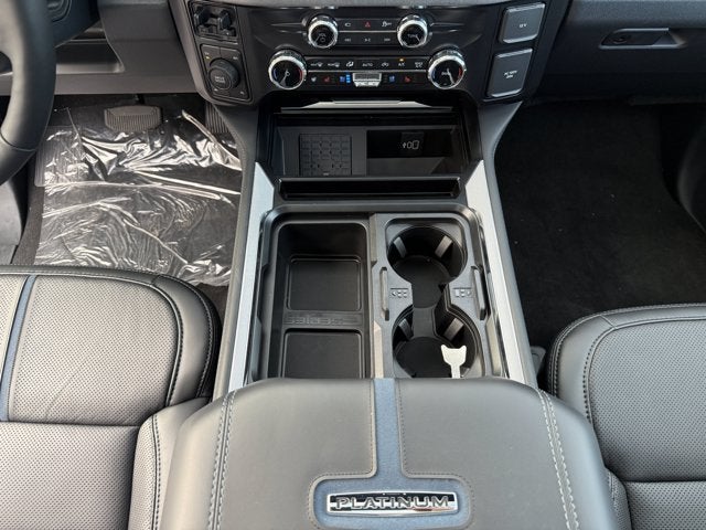 2027 Ford Super Duty F-350 SRW Platinum