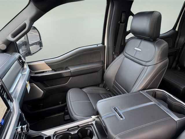 2027 Ford Super Duty F-350 SRW Platinum