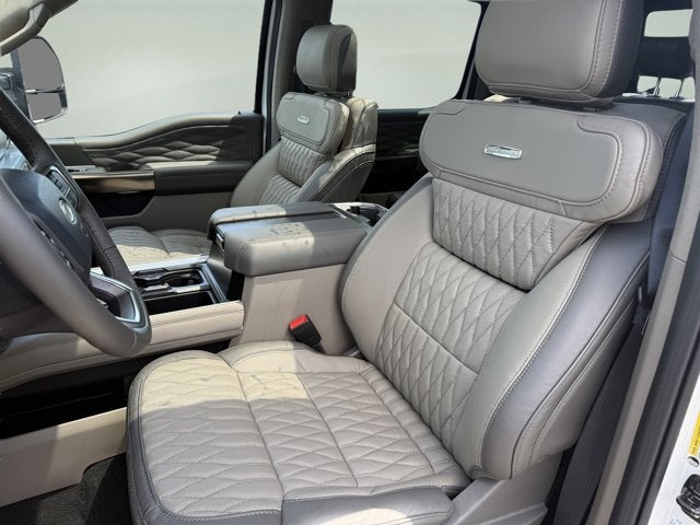 2026 Ford Super Duty F-350 SRW Platinum