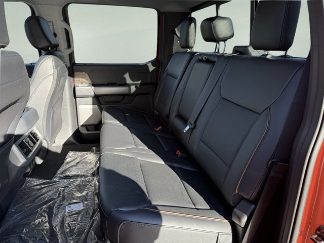 2027 Ford Super Duty F-350 SRW Lariat