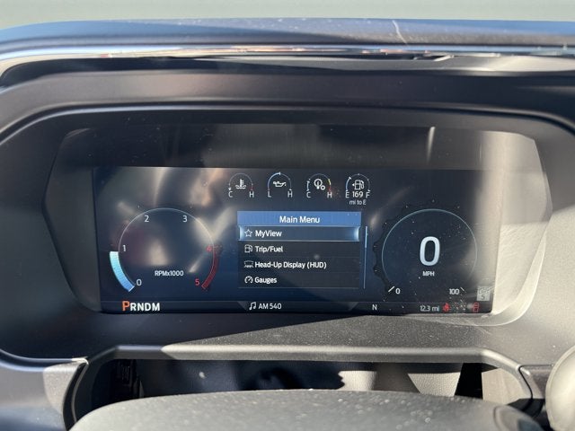 2027 Ford Super Duty F-350 SRW Lariat