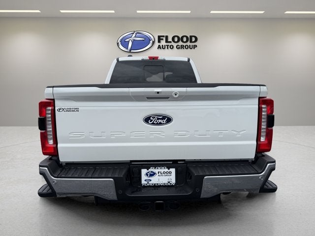 2027 Ford Super Duty F-350 SRW Lariat