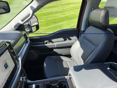 2027 Ford Super Duty F-350 SRW Lariat