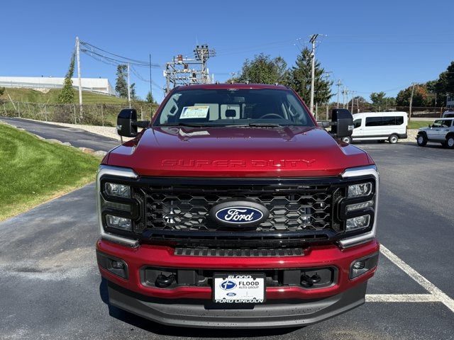 2027 Ford Super Duty F-350 SRW Lariat