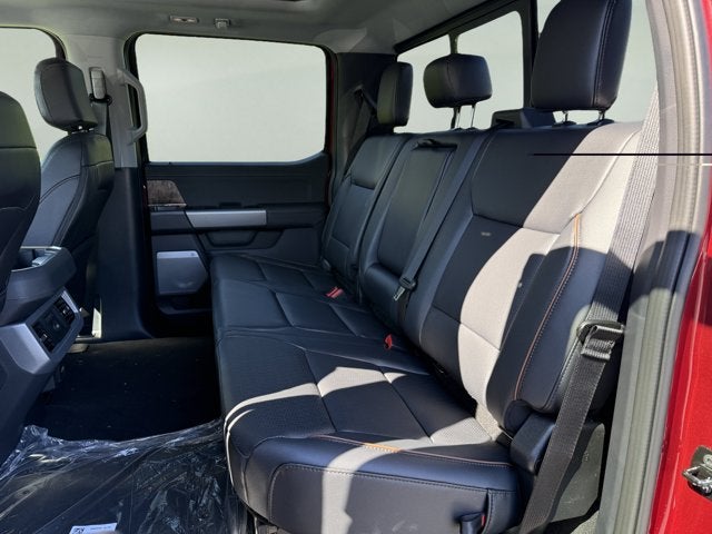 2027 Ford Super Duty F-350 SRW Lariat